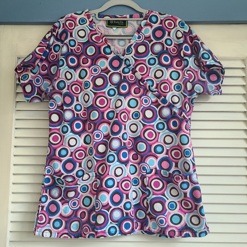 Bonita scrubs top | Size medium